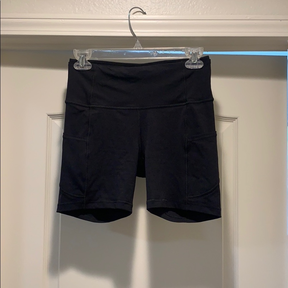 Lululemon Fast and Free 6” biker short